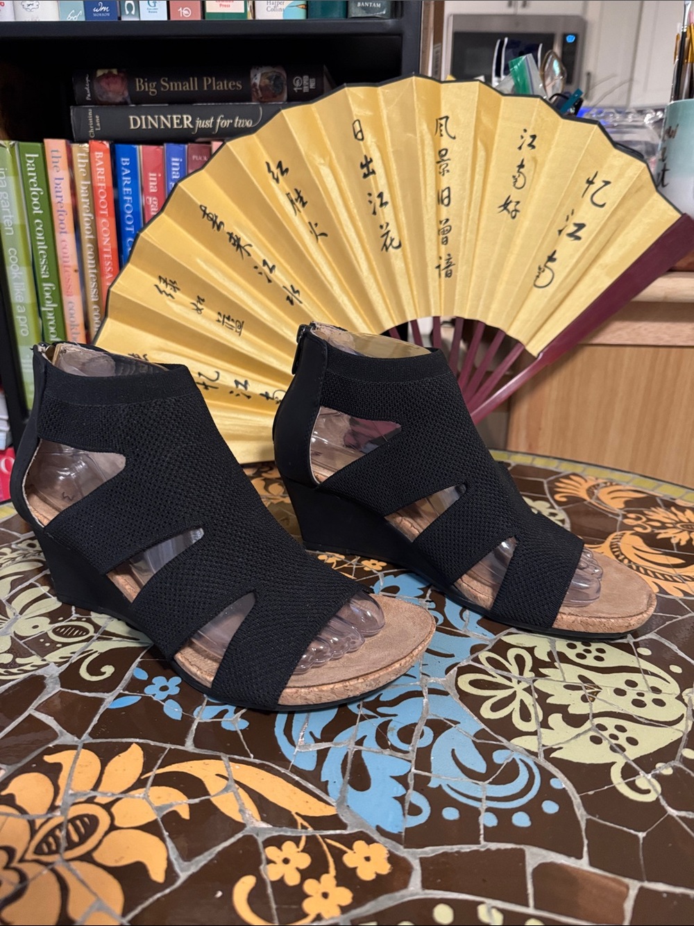 ADRIENNE VITTADINI Black Women's Wedge Sandal Sz: 7.5